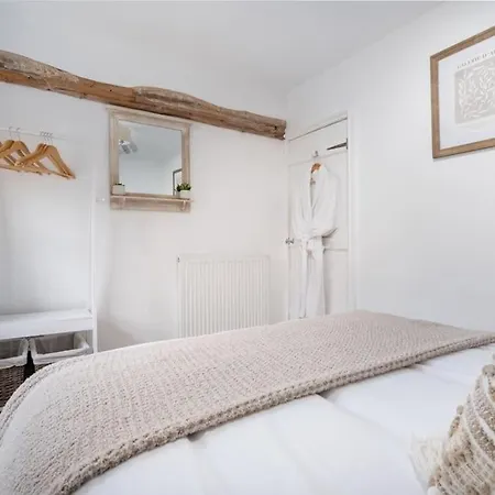 Wharton Cottage, Lake District Retreat Картмел Экстерьер фото