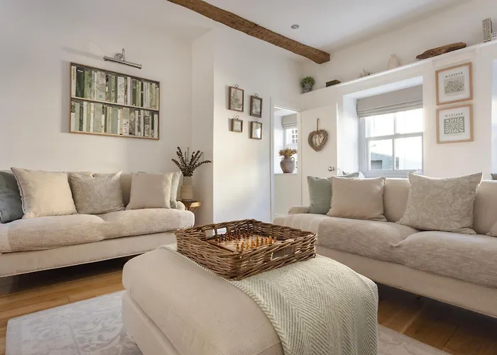 Wharton Cottage, Lake District Retreat